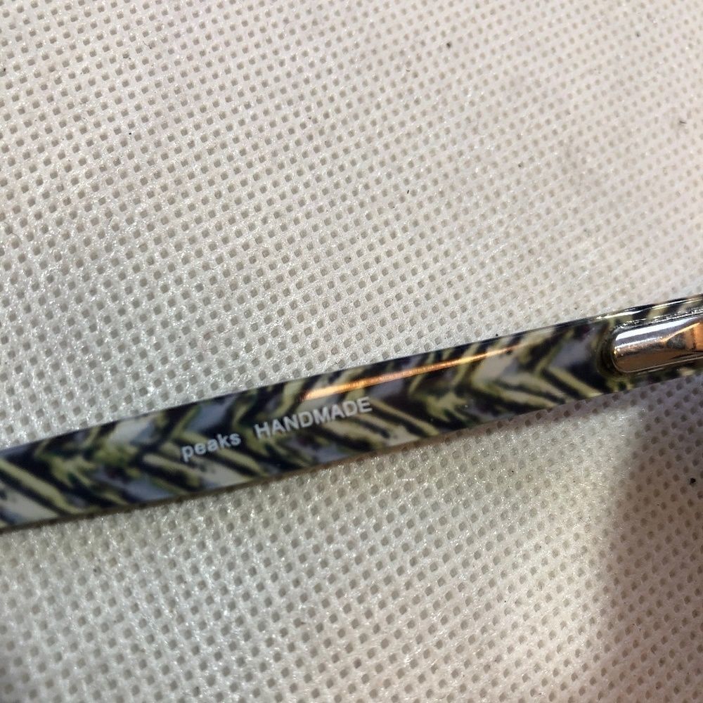 MAUI JIM Eye Glasses PEAKS Hand - Picture 5 of 8